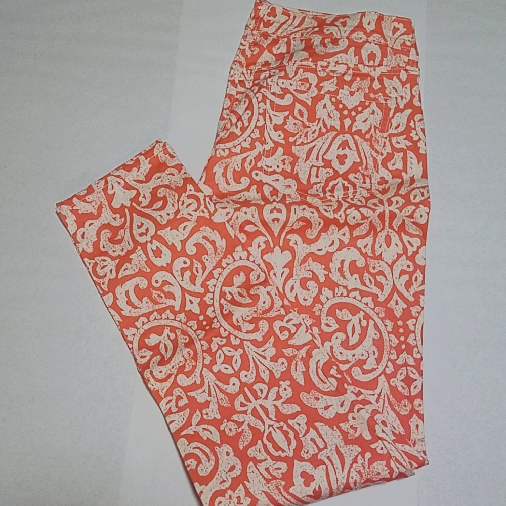 Women's patterned jeans